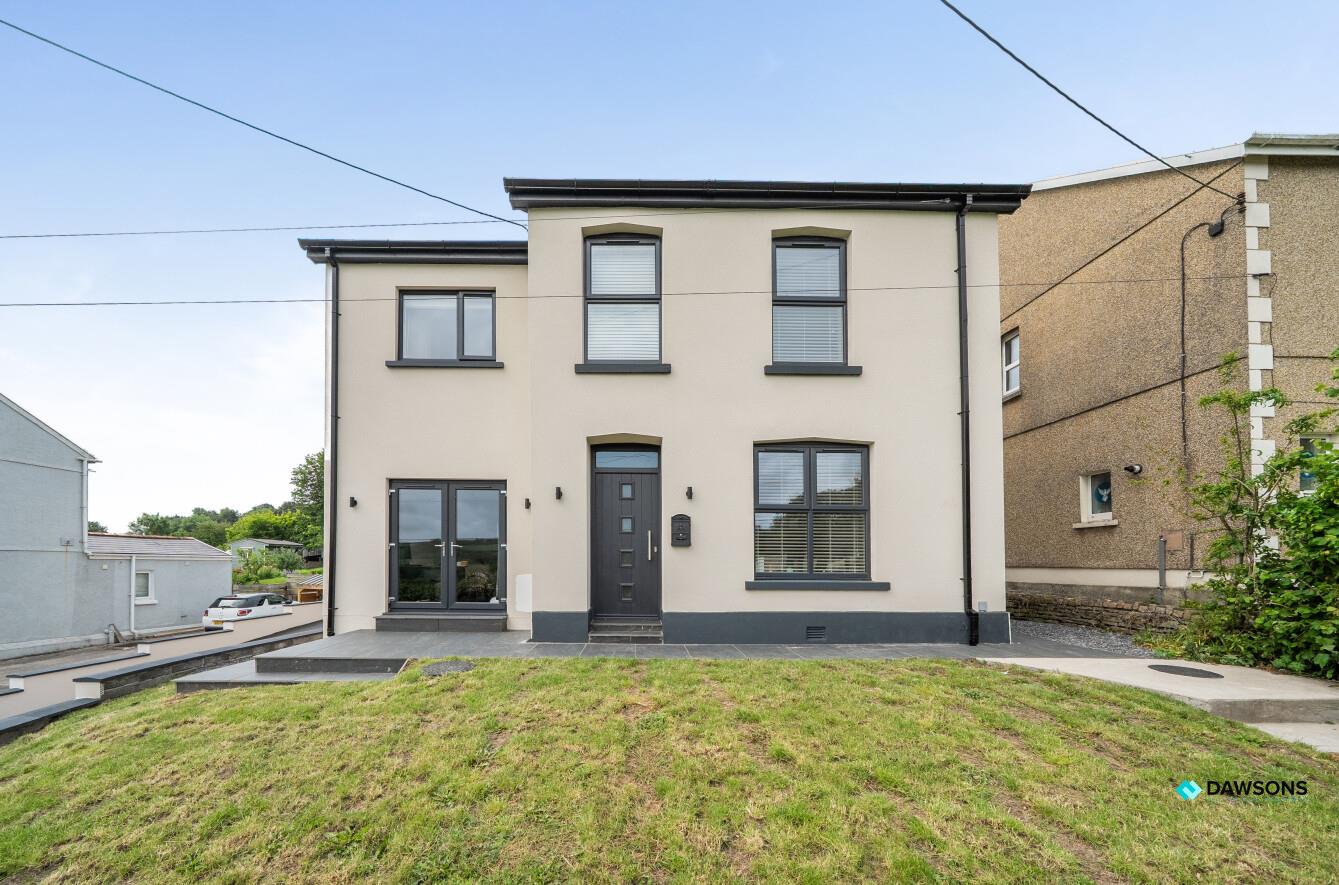 Trosserch Road, Llangennech, Llanelli, SA14 8AX